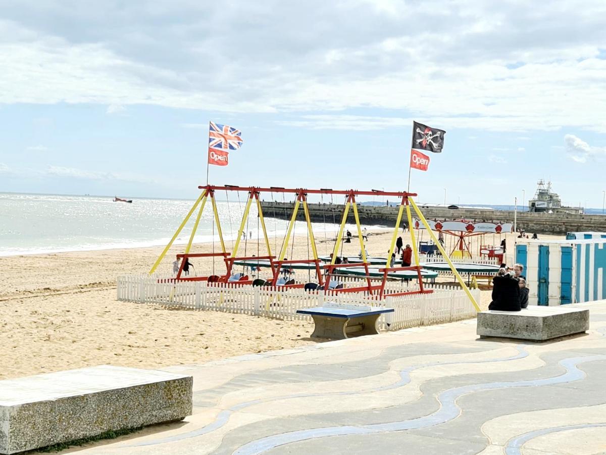 Vitamin Sea Beachfront Apartment Ramsgate - Sleeps 4 מראה חיצוני תמונה
